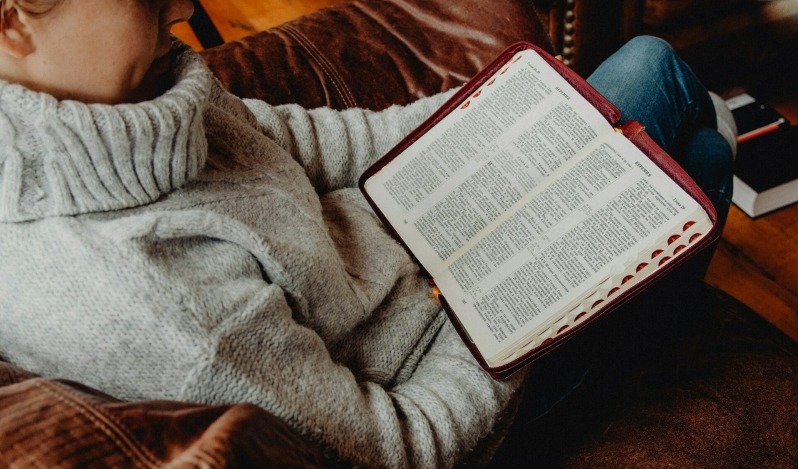 Scripture-engaged adults have lower levels of loneliness than Bible disengaged: study