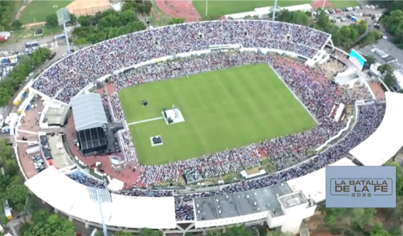 Large Christian rally celebrates the beginning of 2025 in the Dominican Republic