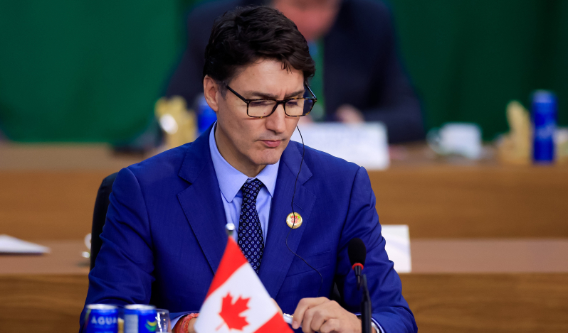 Canadian Prime Minister Justin Trudeau announces resignation