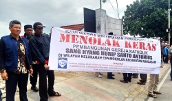 Muslims sue to block church construction in Indonesia