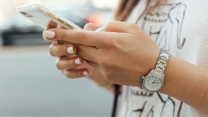 Brazil restricts smartphone use in schools following global trend
