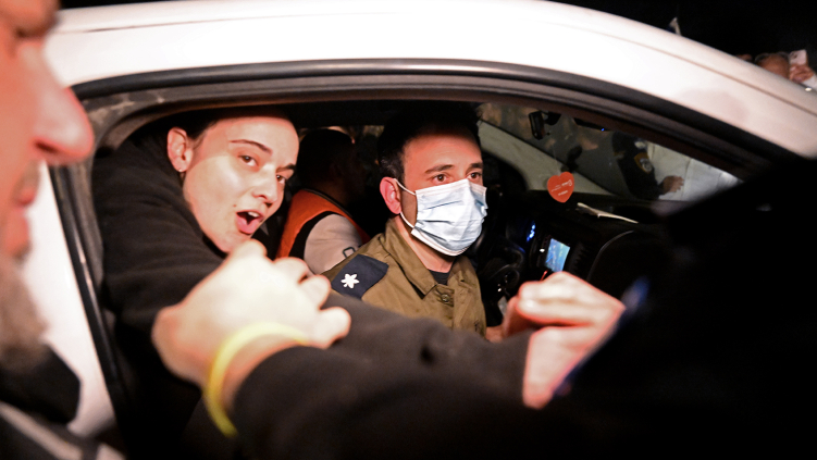 Gaza cease-fire begins as Israel and Hamas exchange hostages and prisoners