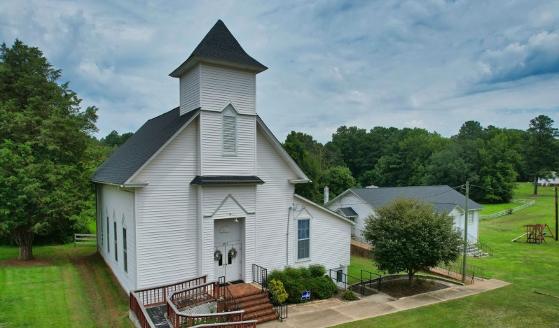 US Christianity stabilizing after decades of decline, study finds