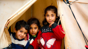 US evangelical body calls for compassion and aid to help refugees and the poor, while acknowledging need for reform