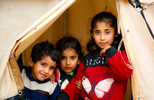 US evangelical body calls for compassion and aid to help refugees and the poor, while acknowledging need for reform