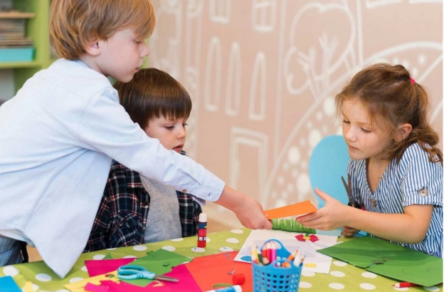 Evangelical body raises concerns over Spanish educational protocols for transgender minors