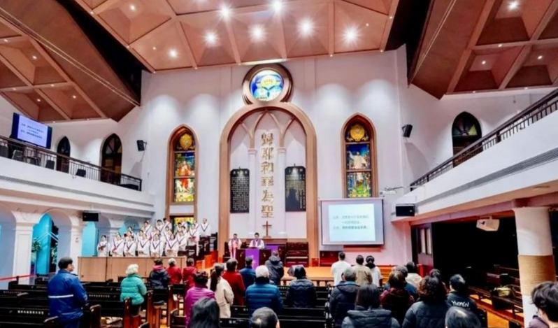 Has Christianity in China stopped growing since 2010? Experts give their say
