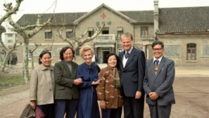 37 years ago, Billy Graham came to China for the first time