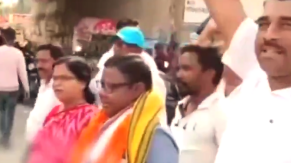 Killer of Graham Staines and sons released to hero’s welcome in India