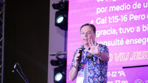 ‘We are the early church’, says Rafael Canadá at COMIBAM2025 as he confronts modern church model