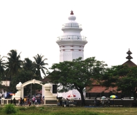 Authorities in Indonesia seal Christian worship site before Easter