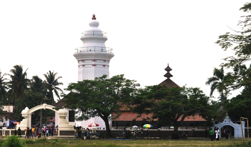 Authorities in Indonesia seal Christian worship site before Easter