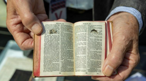 Australian Defence Force launches new Bible edition 20 years after previous release