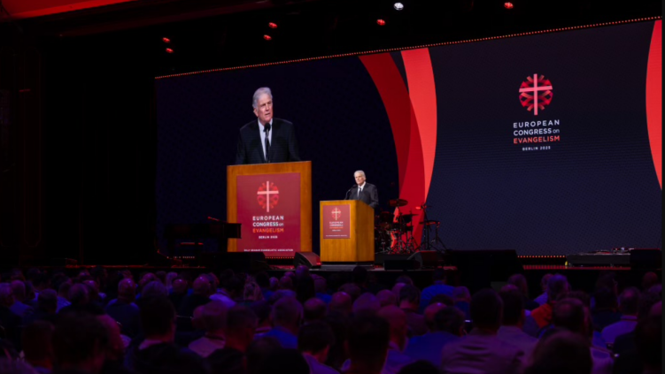 Evangelize and obey God despite hardships, Franklin Graham challenges delegates at European Congress on Evangelism
