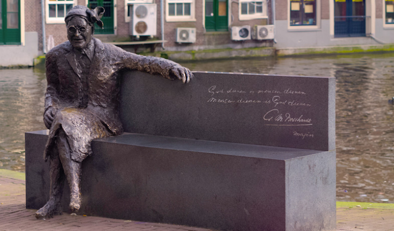 If you want to make things great again become a servant