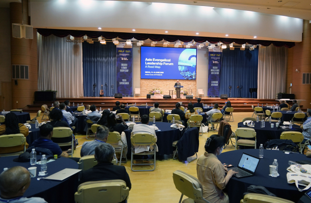Photos from opening day of Asia Evangelical Leadership Forum in Seoul