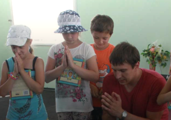 Slain church leaders among abuses by Russian occupation forces in Ukraine