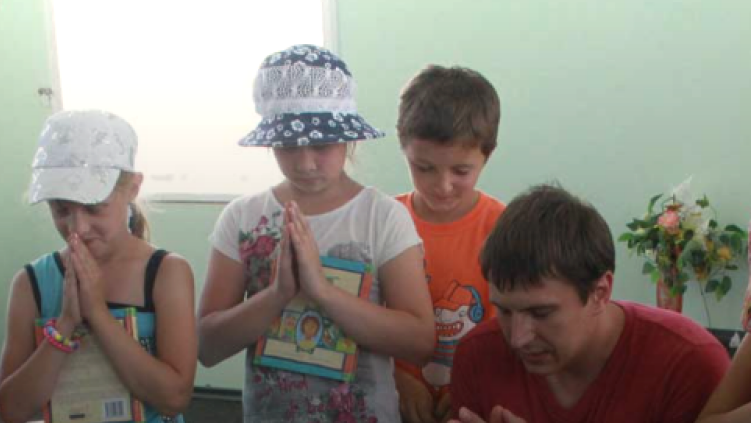 Slain church leaders among abuses by Russian occupation forces in Ukraine