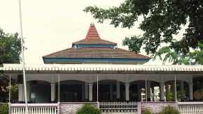 Muslim mob disrupts Christian retreat in Indonesia