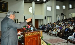 Pakistan launches special program to integrate religious minorities in civil service