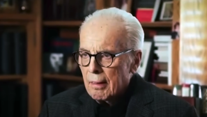 John MacArthur, renowned pastor and Bible teacher, dies at 86