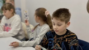 Bible camps offer trauma care to thousands of Ukrainian children amid ongoing war: 'they want to know that they are safe'