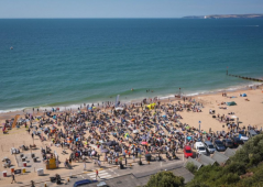 92 baptized in public mass ceremony on Bournemouth Beach, declaring faith in Jesus