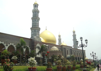 Protests erupt over church construction in Indonesia despite permits