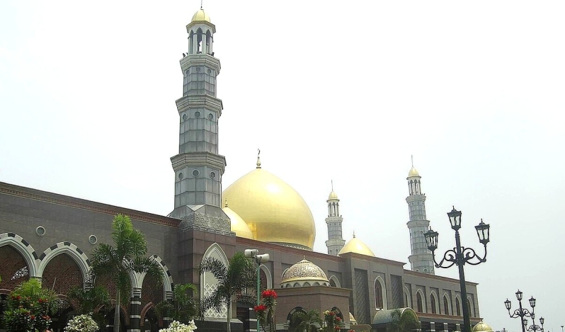 Protests erupt over church construction in Indonesia despite permits