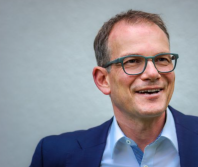 German evangelical leader says political influence brings opportunity — and danger, emphasizes need to 'keep our hearts pure'