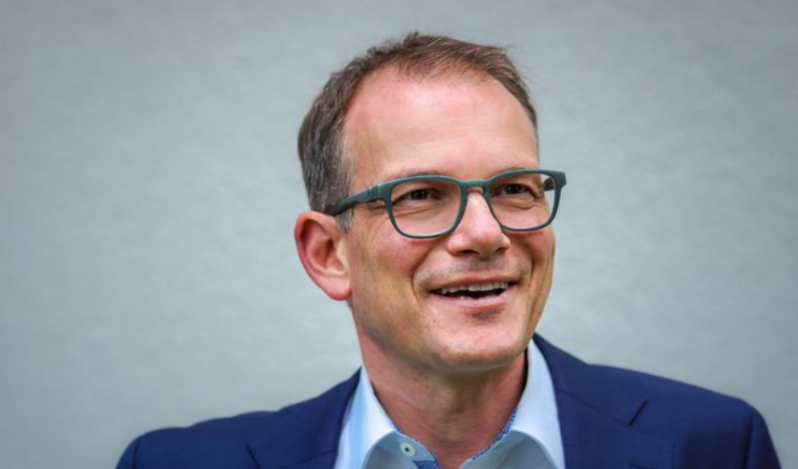 German evangelical leader says political influence brings opportunity — and danger, emphasizes need to 'keep our hearts pure'