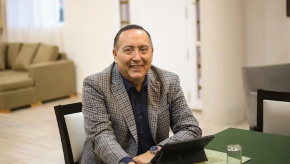 Argentina investigates pastor of $50M 'miraculous dollars' mega-church where President Milei spoke