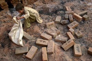 Report exposes widespread discrimination against minority children in Pakistan