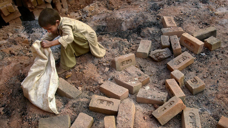 Report exposes widespread discrimination against minority children in Pakistan