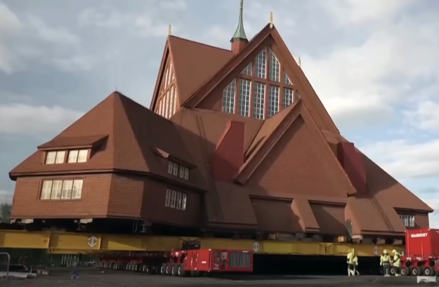 113-year-old Swedish church completes historic move to new home in Kiruna