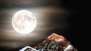 A lesson in cold dark nights on the side of Everest