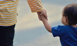 New Zealand halts overseas adoptions amid abuse reports, Christian groups welcome reform