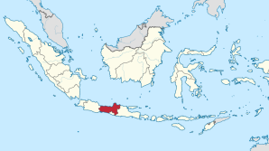 Officials, Muslims halt church construction in Indonesia