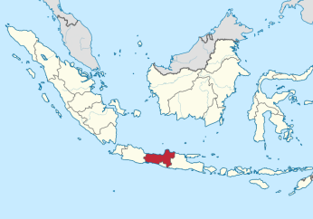 Officials, Muslims halt church construction in Indonesia