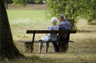 Australians in remote regions face shortage in care services, Anglican service reports