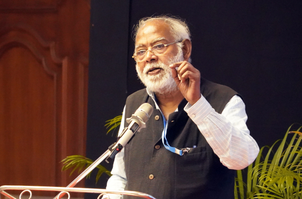 At AICOCIM, veteran journalist emphasizes data as key to understanding society and shaping the Church’s response