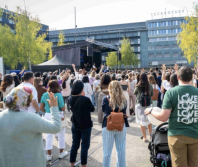 Zurich churches join together on national prayer day, drawing 1,000 for open-air worship and baptisms