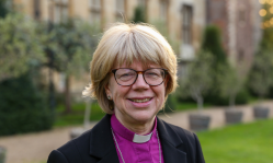Dame Sarah Mullally to lead Anglican Communion as first woman Archbishop of Canterbury