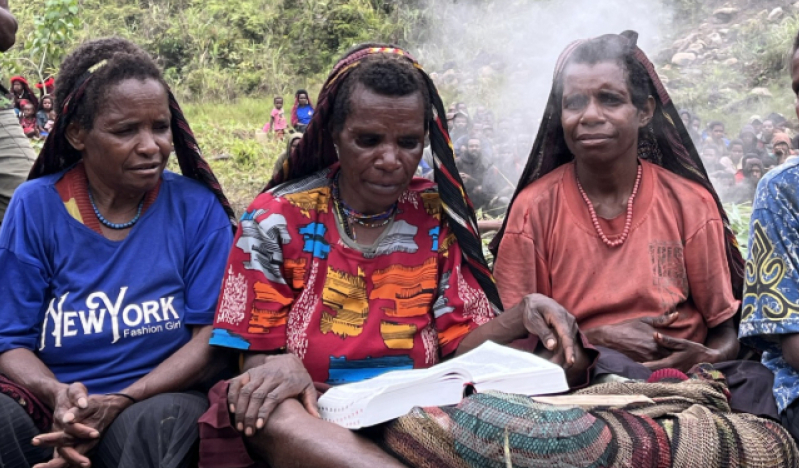 Ngalik people in Indonesia receive complete Bible after nearly 50 years of translation by three generations of missionaries