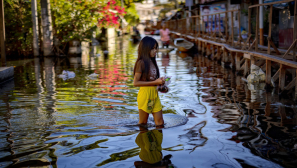 Report ranks Philippines among most flood-prone nations amid corruption scandal in flood-control projects
