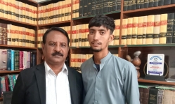 Christian in Pakistan wins faith change on national ID card