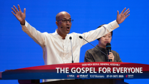 Asiri Fernando: 'The whole Church needs beautifully blistered feet' to spread the gospel globally by 2033