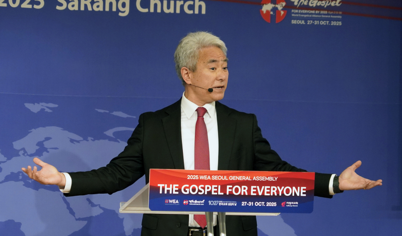 ‘Every person has a place at the table of God’: Walter Kim urges global Church toward reconciliation