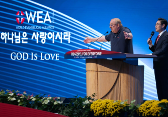 Rick Warren: ‘I’m not a health and wealth teacher; I give to be a blessing, not get a blessing'