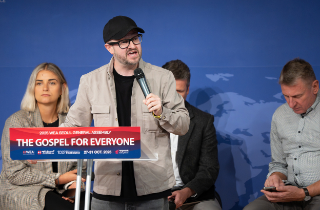 Go out to the world but don’t dilute the Gospel, says evangelist